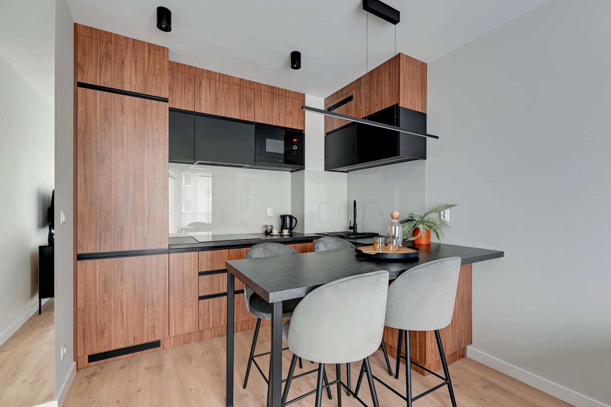 Lion Apartments - Mloda Polska Nowe Apartamenty Z Parkingiem 소포트 외부 사진