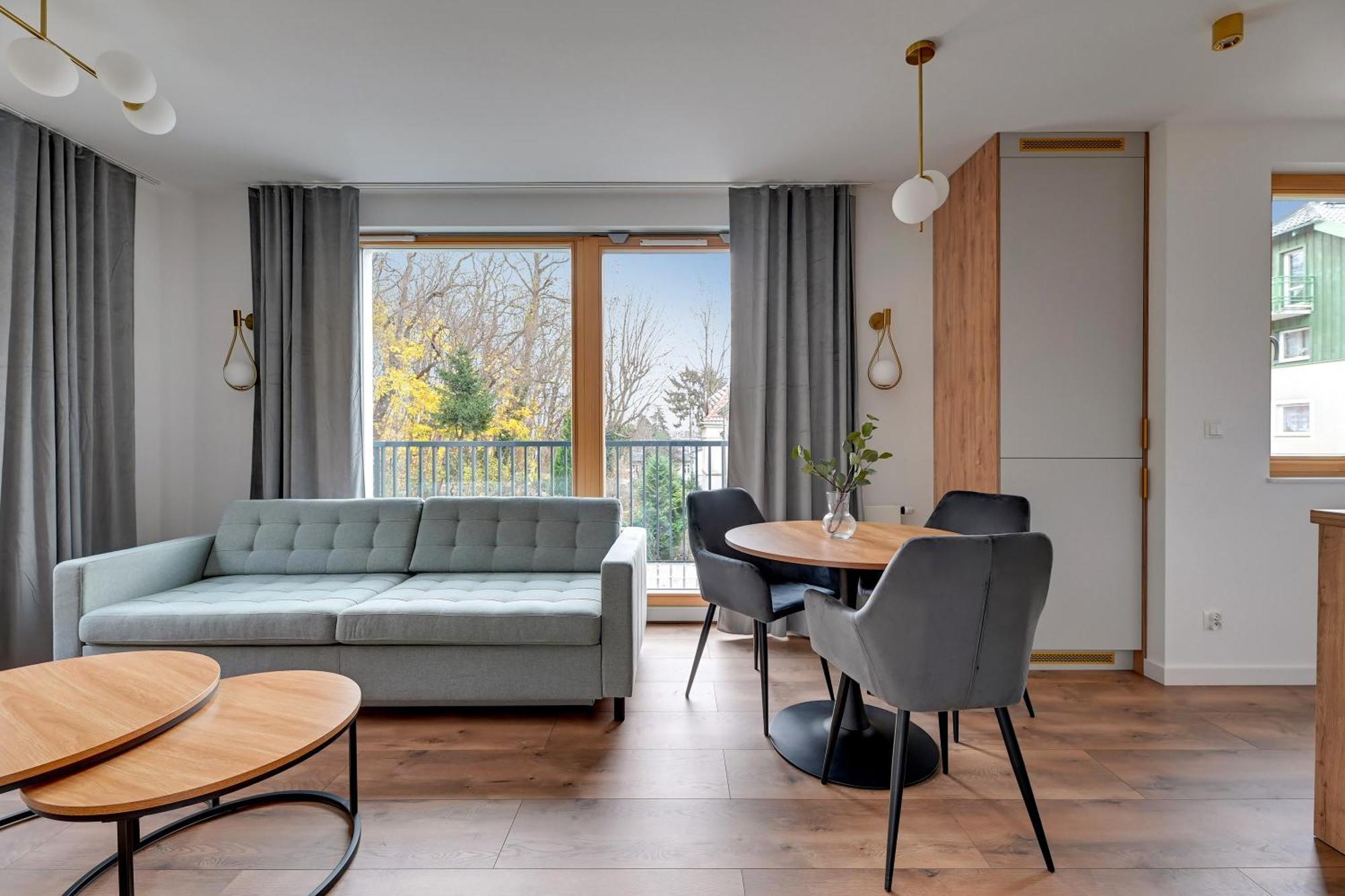 Lion Apartments - Mloda Polska Nowe Apartamenty Z Parkingiem 소포트 외부 사진