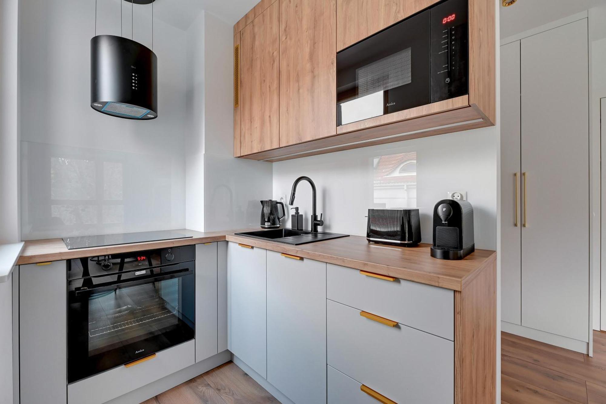 Lion Apartments - Mloda Polska Nowe Apartamenty Z Parkingiem 소포트 외부 사진